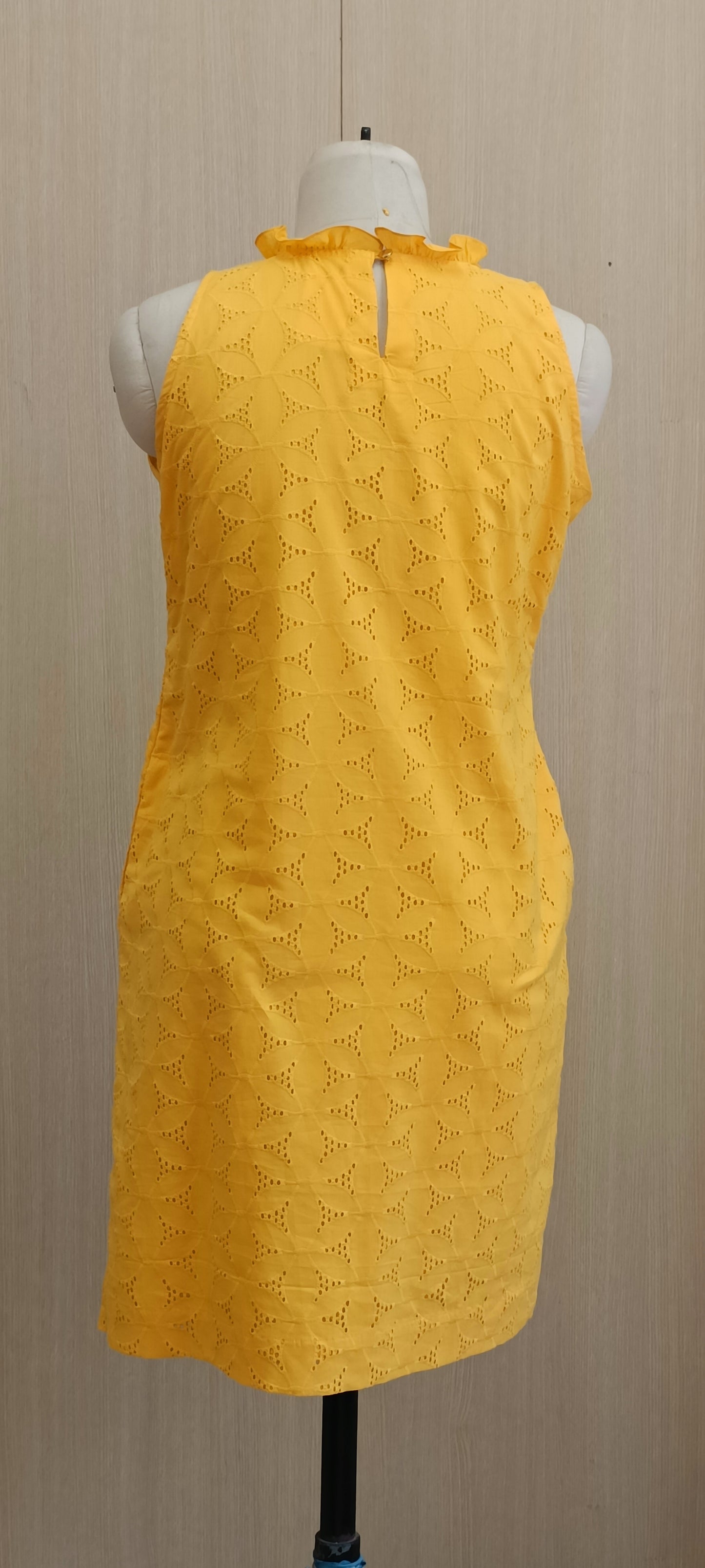 Yellow hakoba dress